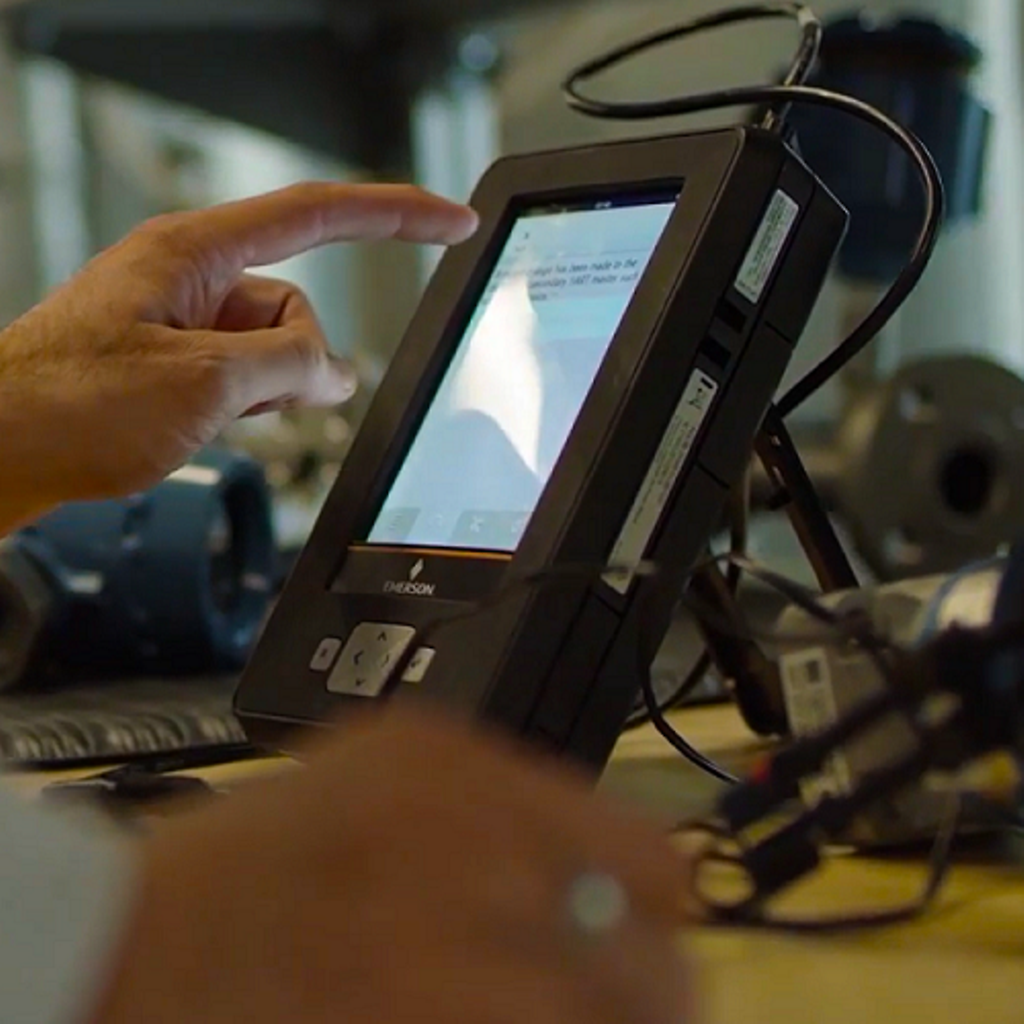 Power Devices Directly From Your Handheld