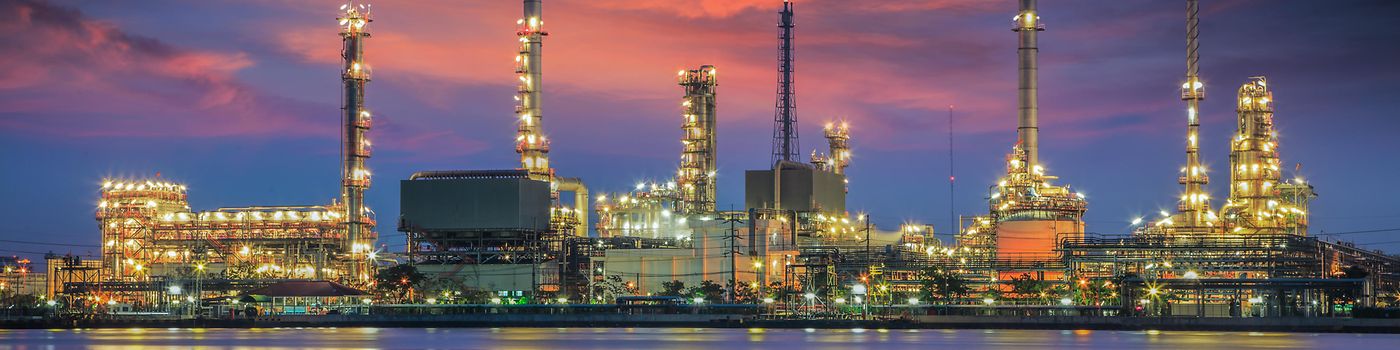 Oil_Refinery_Industry_Plant_Twilight_Morning