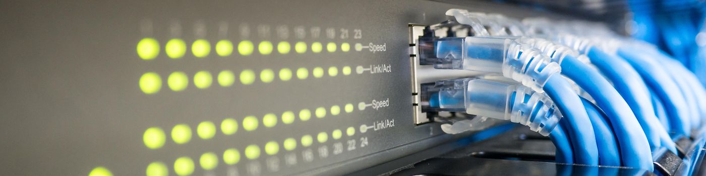 Промышленные Ethernet-коммутаторы Emerson компактны, прочны и работают в самых жестких промышленных условиях.