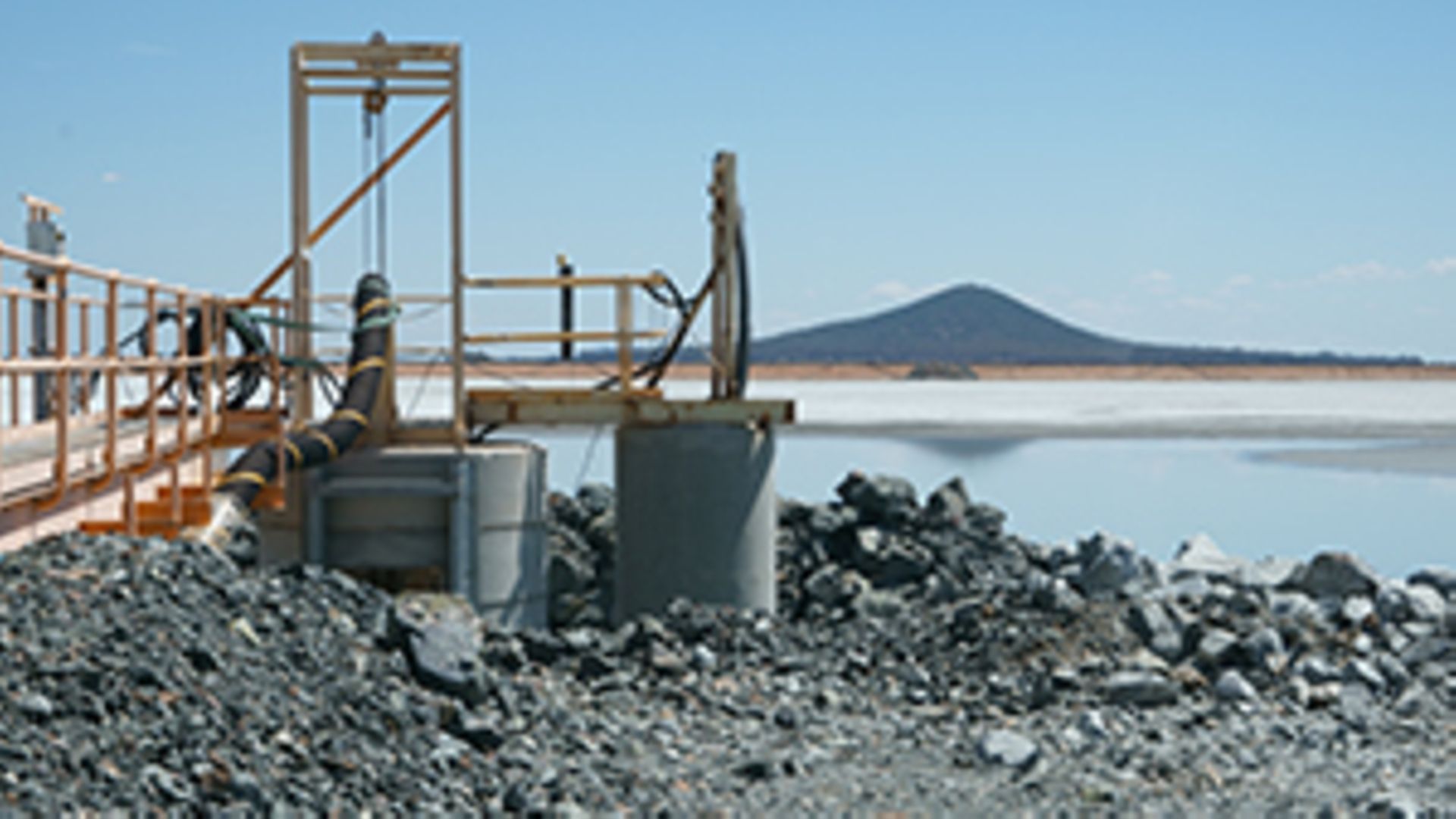 Gold Mine Processing Plant Extraction Lake