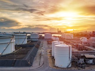 bulk liquid storage tanks