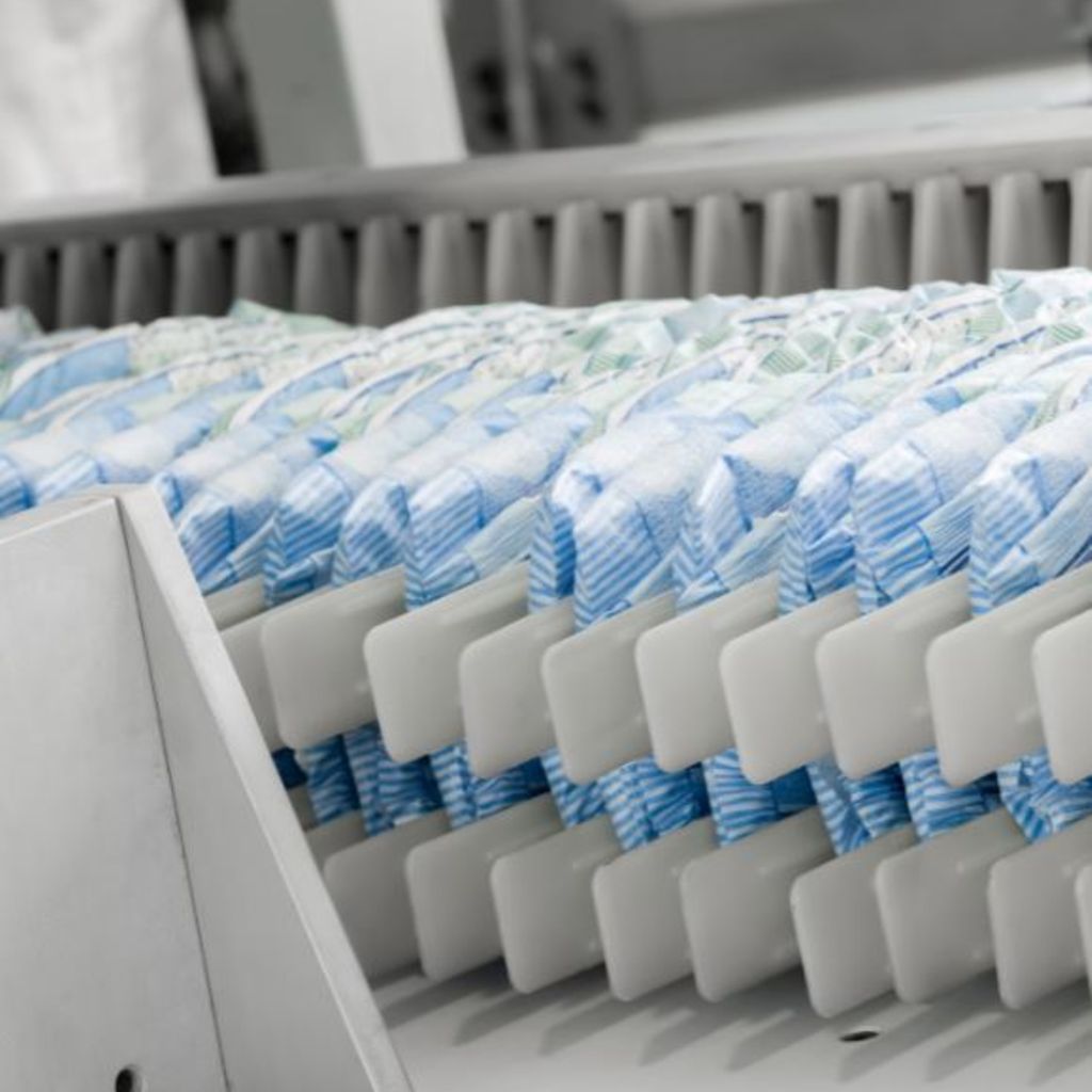 Diaper manufacturing 