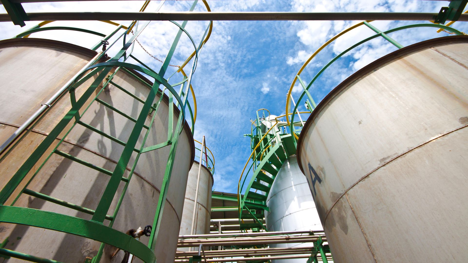 liquid tanks in tetrochemical plant