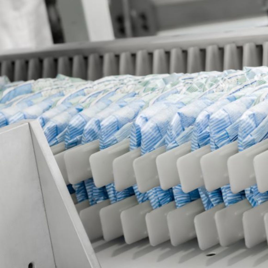 Diaper manufacturing 